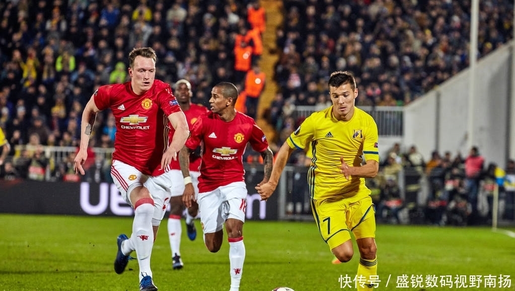 对球员出场 对球员出场