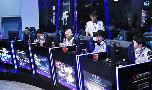 球队依然给 球队依然给